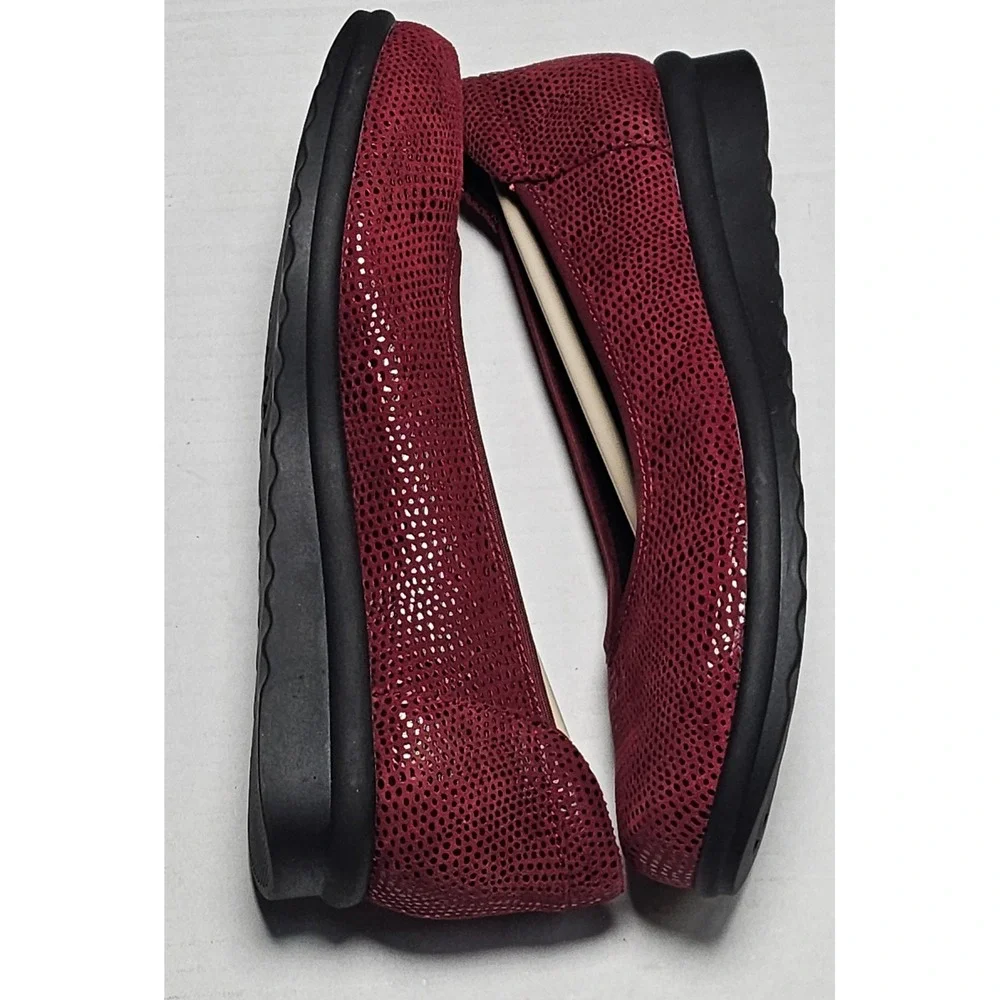 Vaneli Sport Donia Amaranto E Printed Leather Ballet Wedge Pumps Women's 6 M NEW